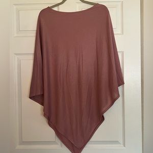Beautiful Dusty Rose Poncho!! ❤️